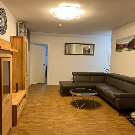 Three Bedroom Apartment In City Centre With A Grand Garden Frankfurt pe Main Exterior foto