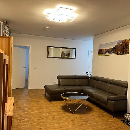 Three Bedroom Apartment In City Centre With A Grand Garden Frankfurt pe Main Exterior foto
